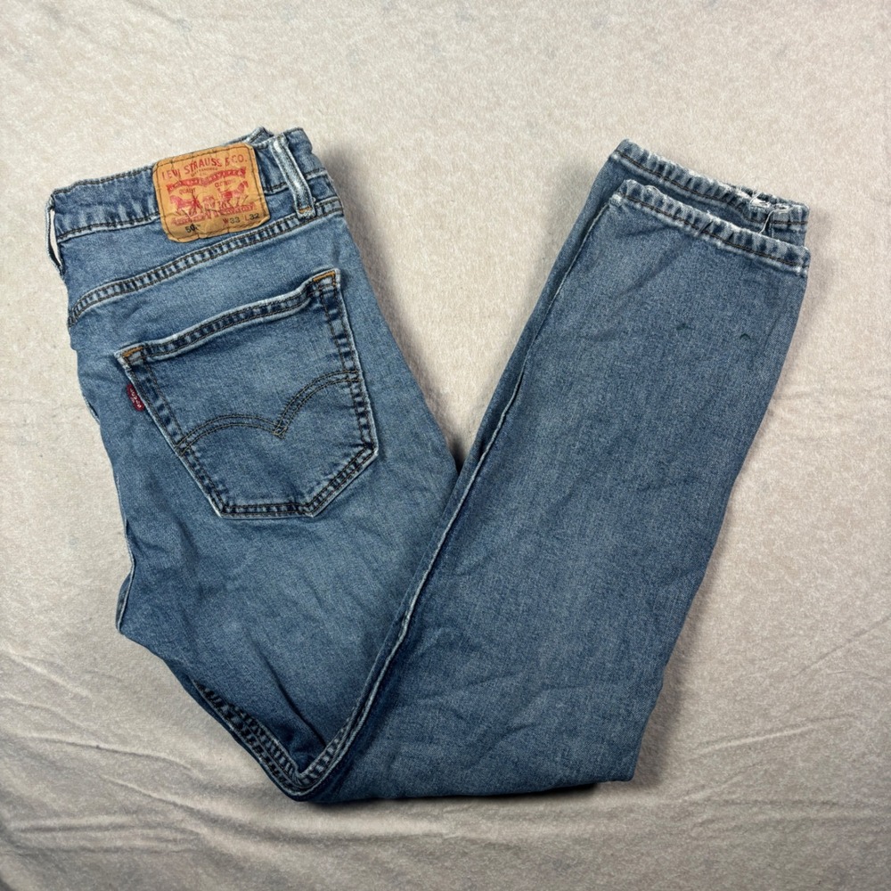 Blue Levi's 502 Taper Jeans – W33 L32